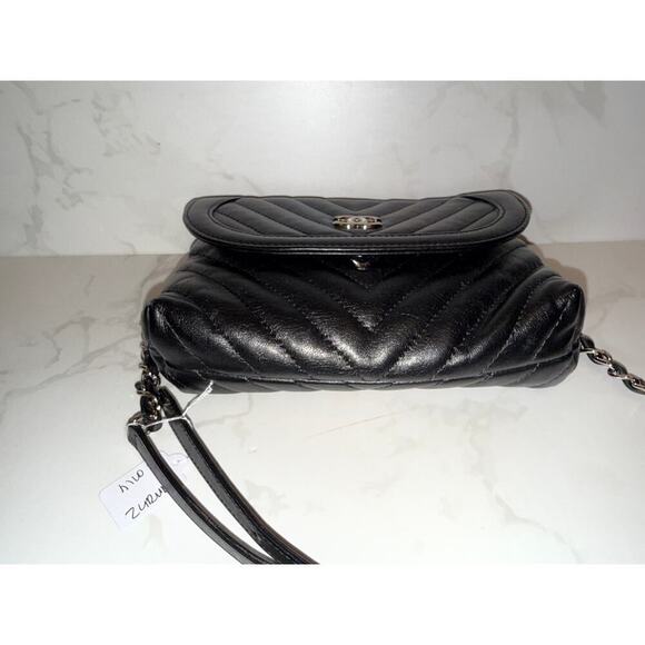 Chanel Calfskin Chevron Waist Belt Bag - Picture 8 of 9